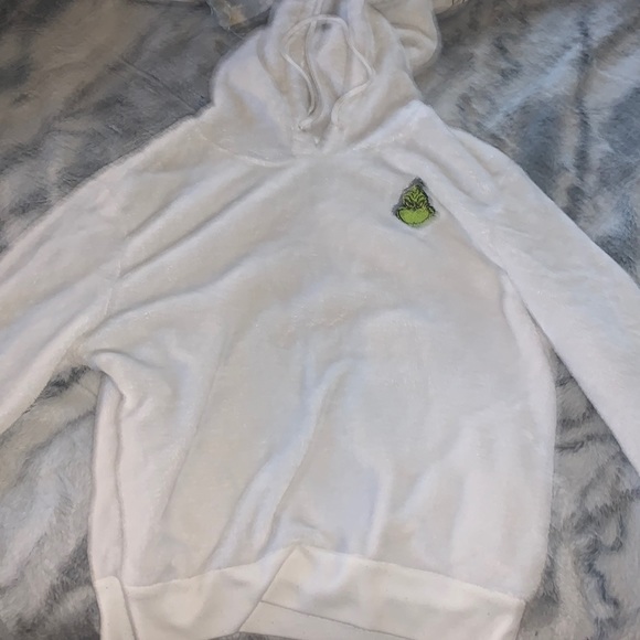 white mr.grinch sweater size L - Picture 2 of 4